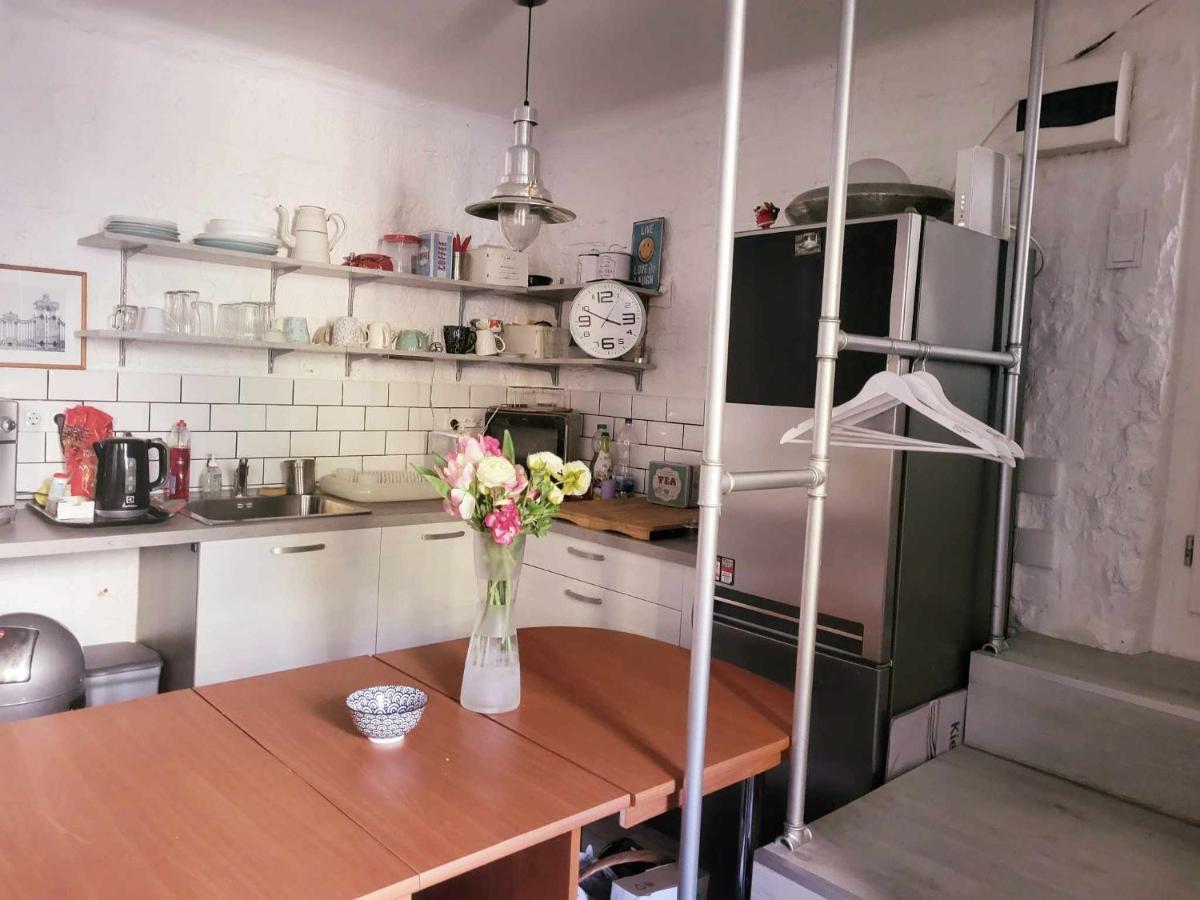 Cosy Apartman By The Castle Apartman